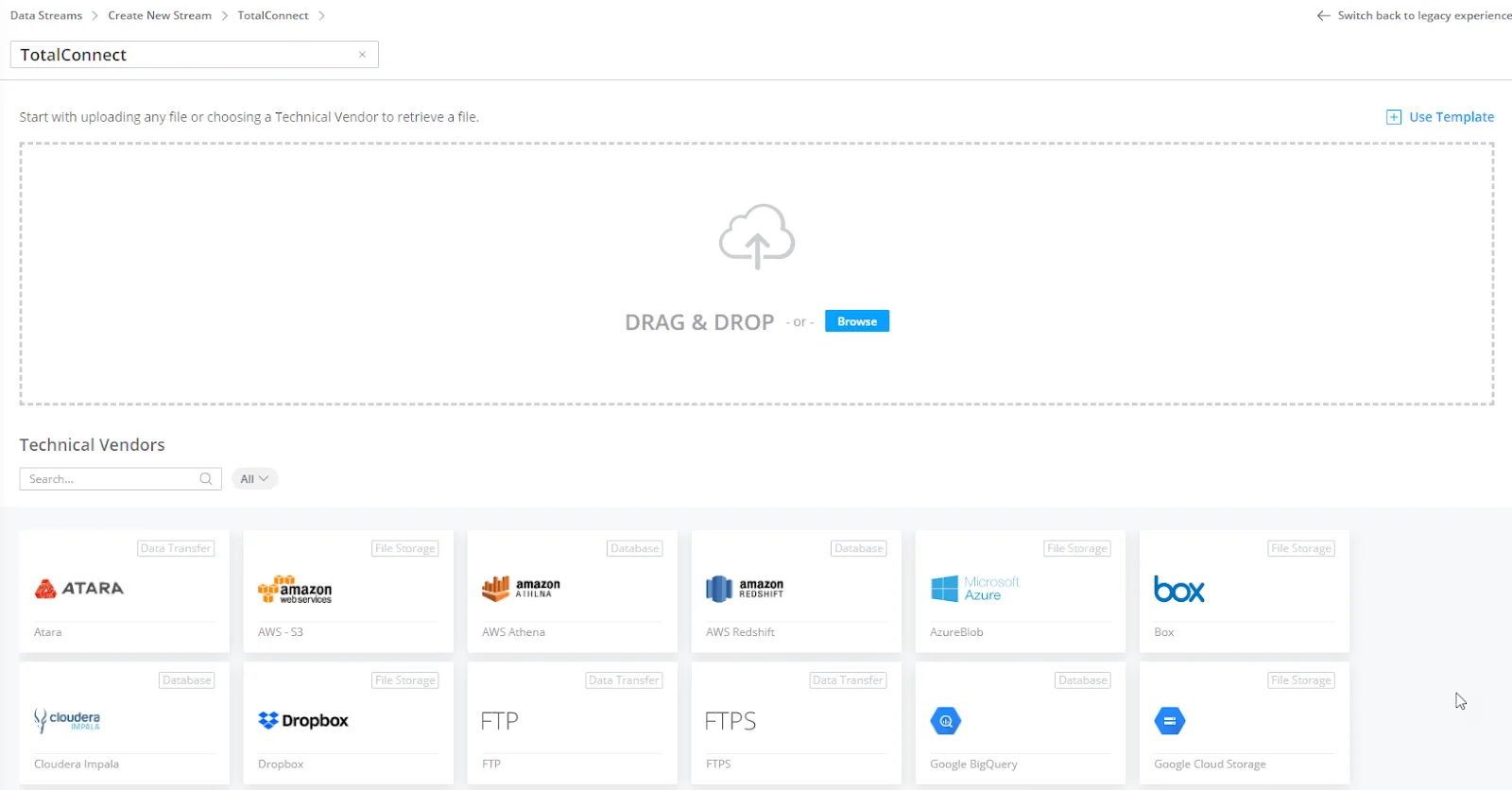 Tela de upload de arquivo do TotalConnect e lista de fornecedores técnicos.
