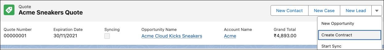 [Create Contract (契約を作成)] が強調表示されている見積レコードページ。