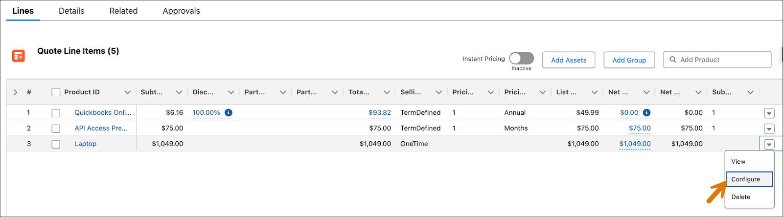 見積品目または注文品目のアクションメニューにある [Configure (設定)] オプションを使用して商品をカスタマイズします。