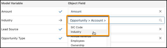 Ordnen Sie das Feld 'Branche' im Objekt 'Account' der Variablen 'Branche' im Modell zu.