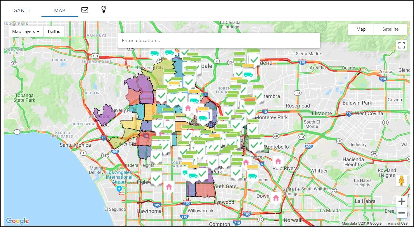 ロサンゼルスの交通状況地図が強調表示されているディスパッチャーコンソール