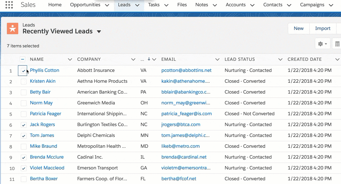 Make the same change to multiple list view fields at the same time