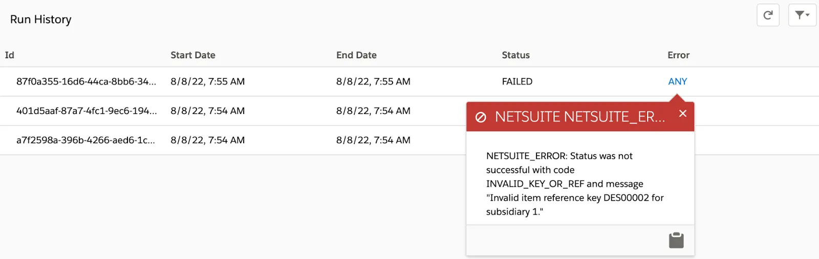 無効な Salesforce 商談商品の商品コードが NetSuite に渡されたことを示す、失敗したインスタンスのエラー情報。