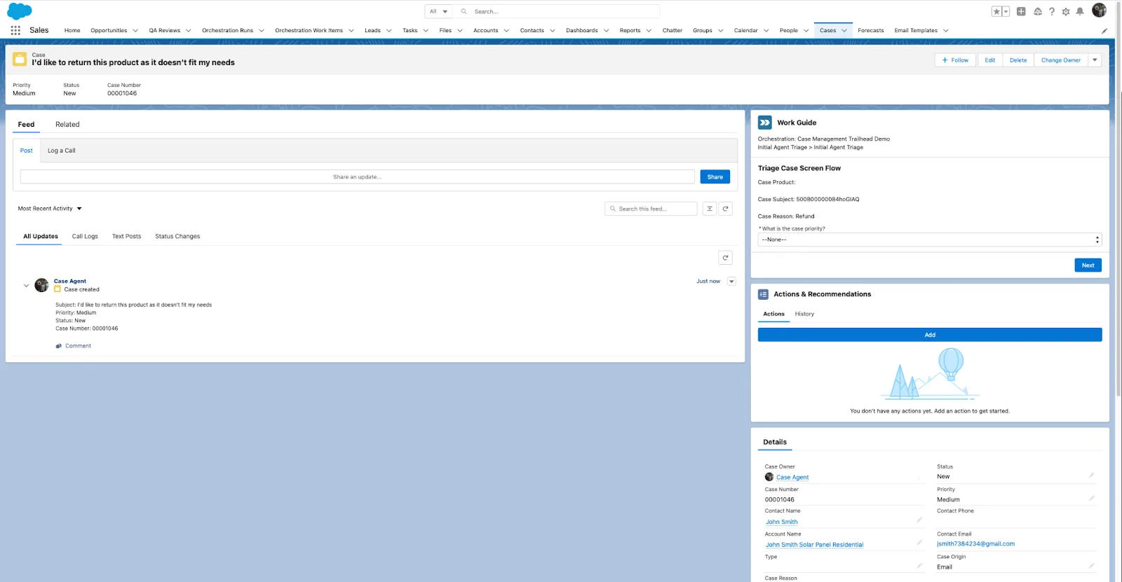 ケースフィード画面。サイドパネルには、Triage Case Screen Flow (ケースのトリアージ画面フロー) の作業ガイド、アクション & おすすめ、詳細が表示されている。