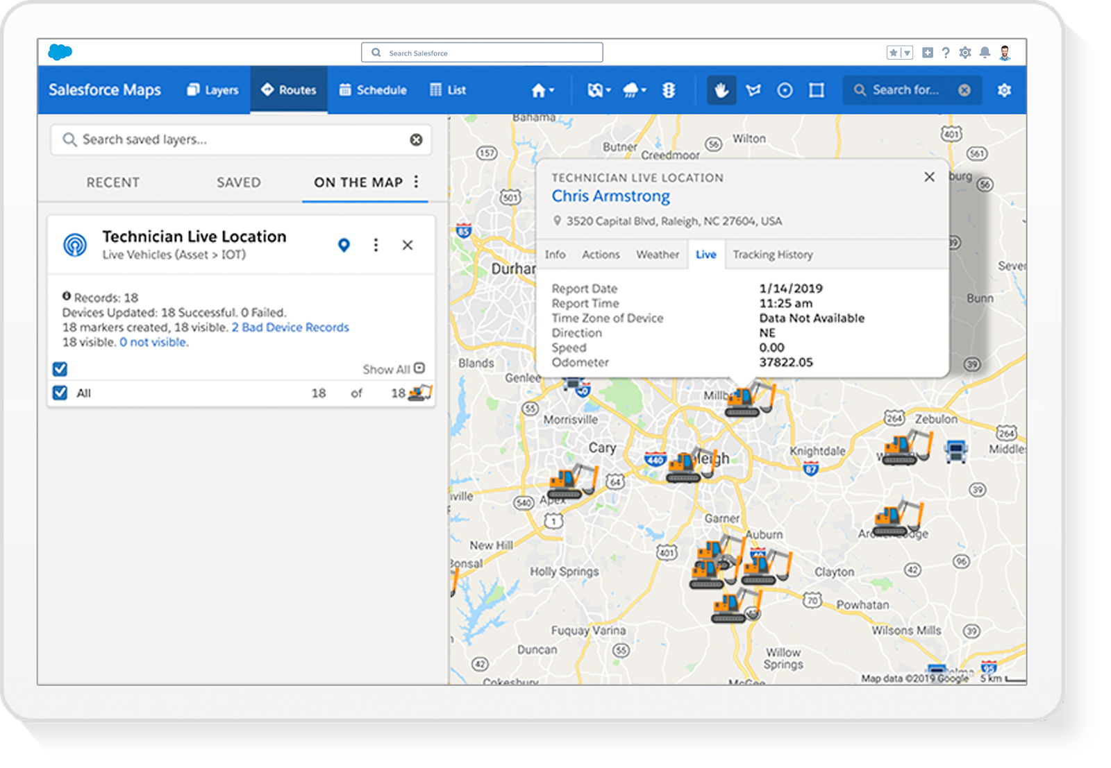 Screenshot showing a map with truck icons on the right. Each truck represents the location of each technician. The left panel displays the name of the live layer and the number of records plotted.