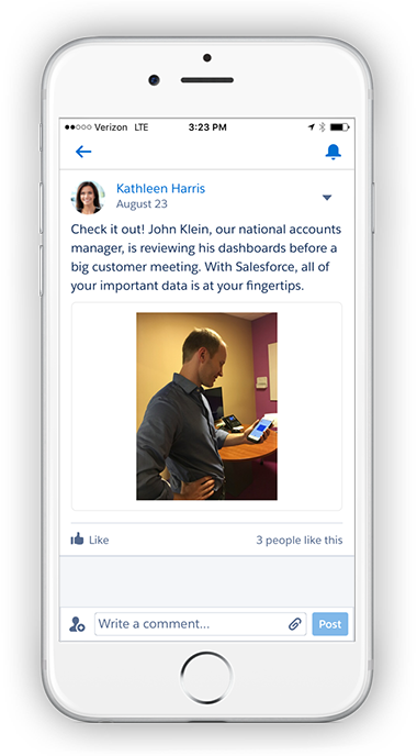 Screesnhot shows a Chatter post about a mobile success story