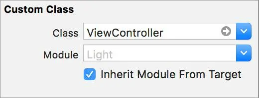 型が ViewController のカスタムクラス。[Inherit Module From Target (ターゲットからモジュールを継承)] オプションが選択されています。