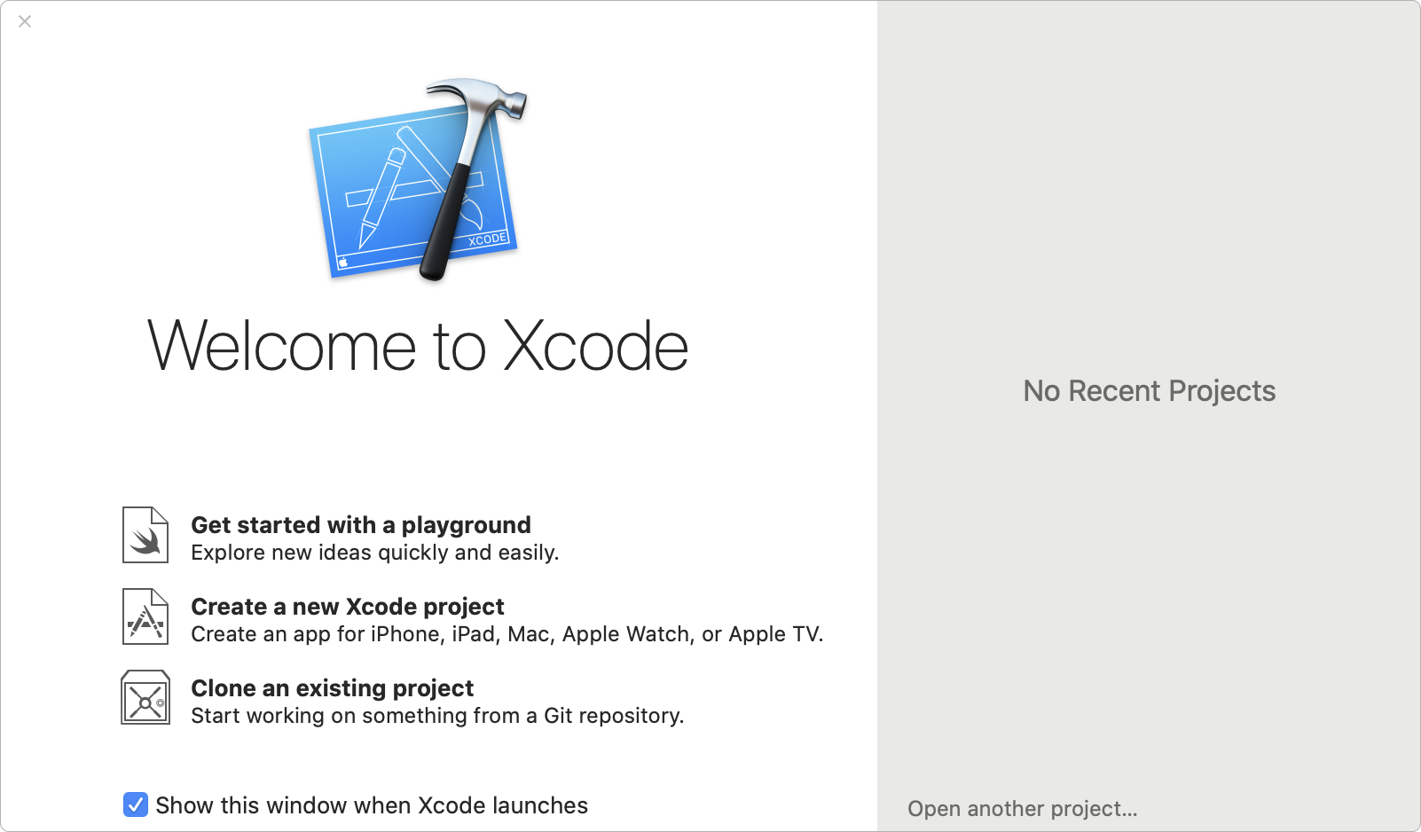 The Xcode splash screen highlighting features such as get started with a playground, create a new Xcode project, and clone an existing project.