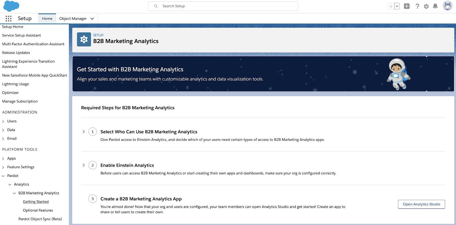 Pantalla de configuración de B2B Marketing Analytics.