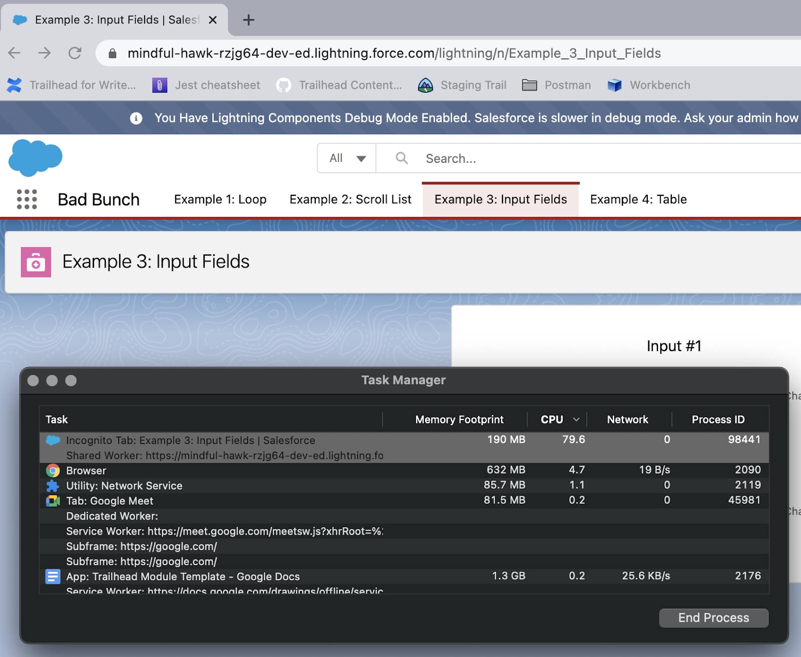 [Task Manager (タスクマネージャー)] で項目が選択され、[End process (プロセスを終了)] ボタンが有効になっている。