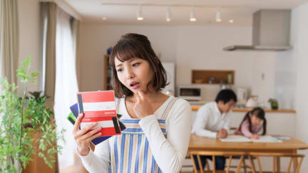 負債2800万 貯金200万でも3人目がほしい 手取り年585万で希望を叶えるには money plus