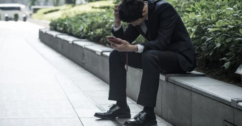 34歳男性、投資で大きな損失「借金で何も手につきません」