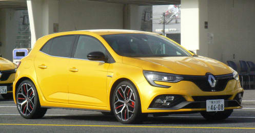 見た目は普通のハッチバックでも中身はFF最速、ルノー「メガーヌR.S.トロフィー」をサーキットで試乗