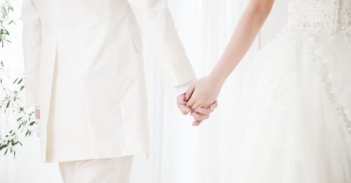 半数近くが「披露宴のみ」を選ぶ県も　データで見る「結婚式の地域性」