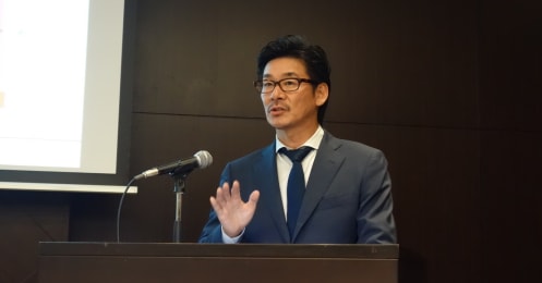 禁煙化から1年､串カツ田中の両にらみ戦略とは？