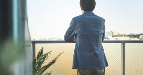 がんを発症して休職中の54歳独身男性。これからの資産運用方針はどうする？