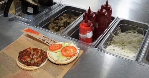 フェイクバーガー、引越しワッパー、大豆肉バーガー…バーガーキングの企画がバズるワケ