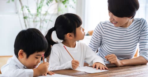 児童手当頼みは危険!?世帯年収約1100万円で3人分の教育費を貯めるには？