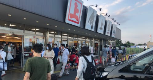 巨大魚屋・角上魚類の秘密を解く！関東圏の人々が高速道路を使って買いに来るワケとは　