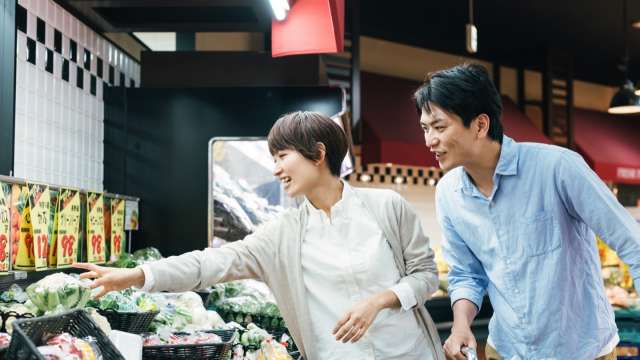 死ぬまでに使いきれなくなる 31歳dinks夫婦の手取りと貯金のペースとは Money Plus