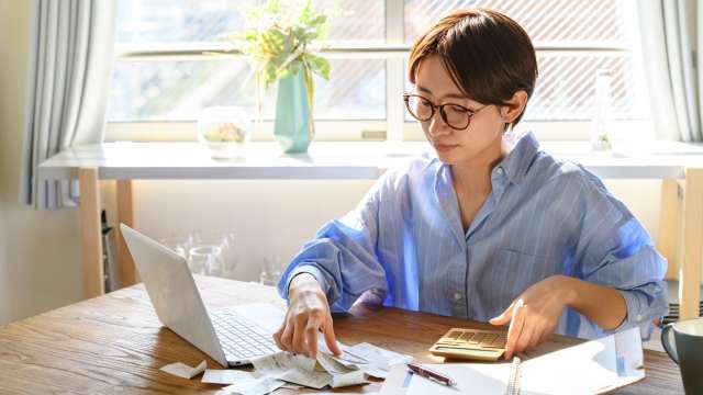 手元のお金が減るのが怖い 優先は繰上げ返済か教育資金 悩む自営業女性 Money Plus