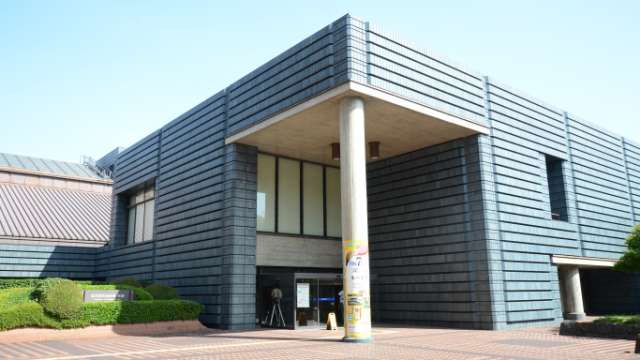 日本一の蔵書数「国立国会図書館」の賢い活用術 – MONEY PLUS