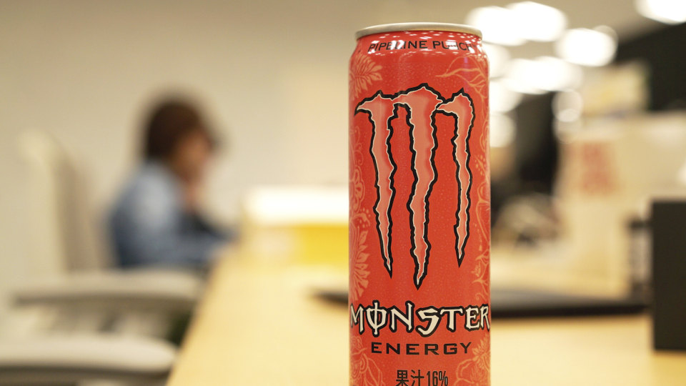ピンクの｢モンスターエナジー｣が1ヵ月で販売終了になる事情