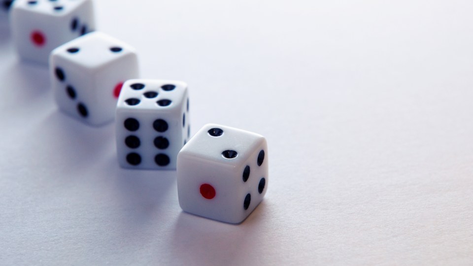 あなたが死ぬ確率は 病気 がん 交通事故 もしもの確率から保険を考える Money Plus