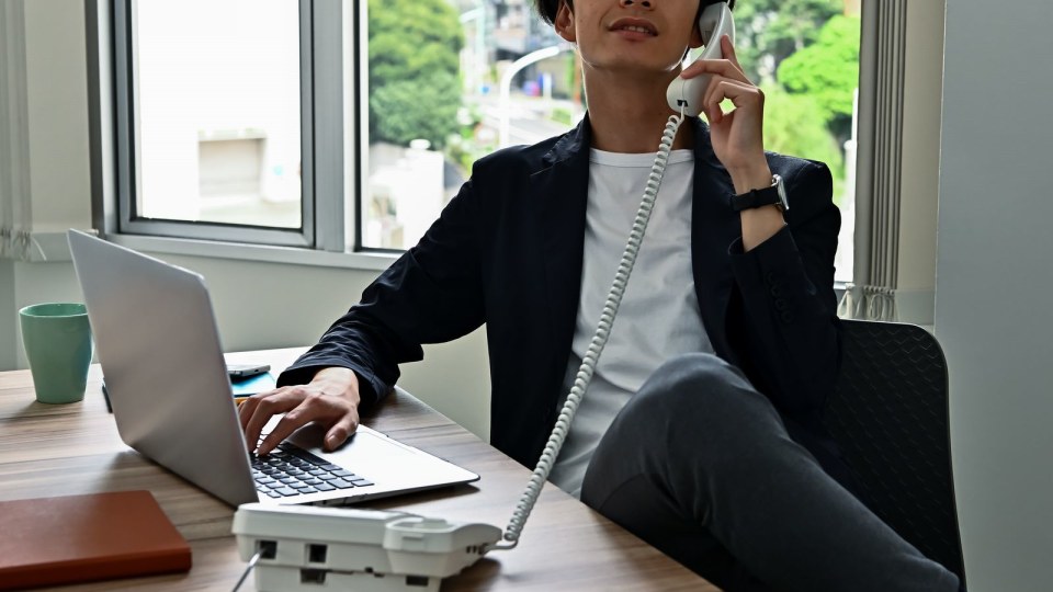 個人情報が狙われている 警察 金融機関など本物そっくりの偽サイト詐欺を見破るコツ Money Plus
