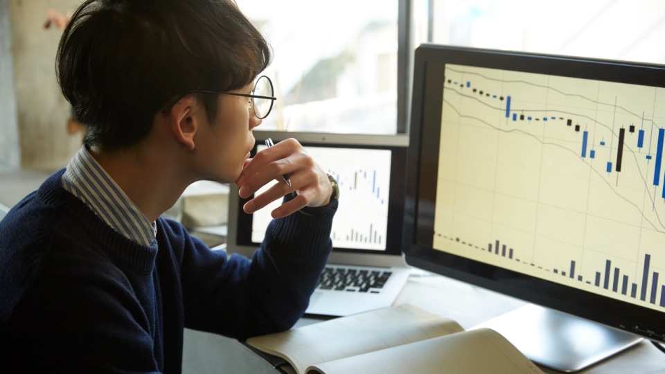 プロ投資家にはない個人投資家のメリット、プロは意外と柔軟な投資判断ができない？ – MONEY PLUS