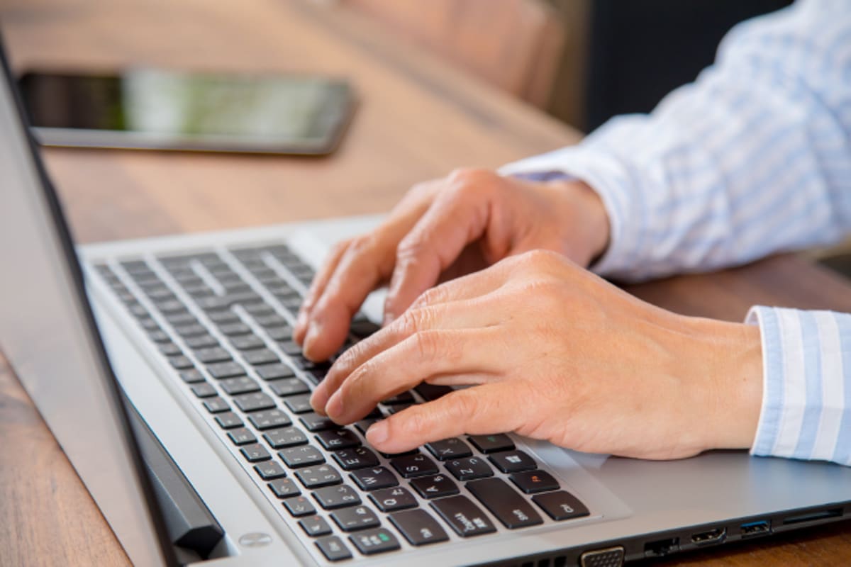 FXで認められている経費とは？損失が出ても確定申告を – MONEY PLUS