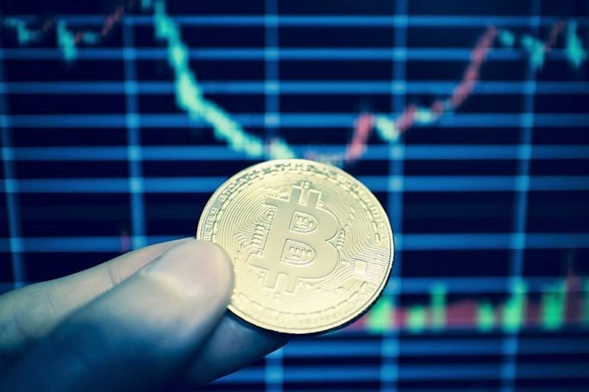 ブロックチェーン・ウィーク｣に見る仮想通貨の今後 – MONEY PLUS