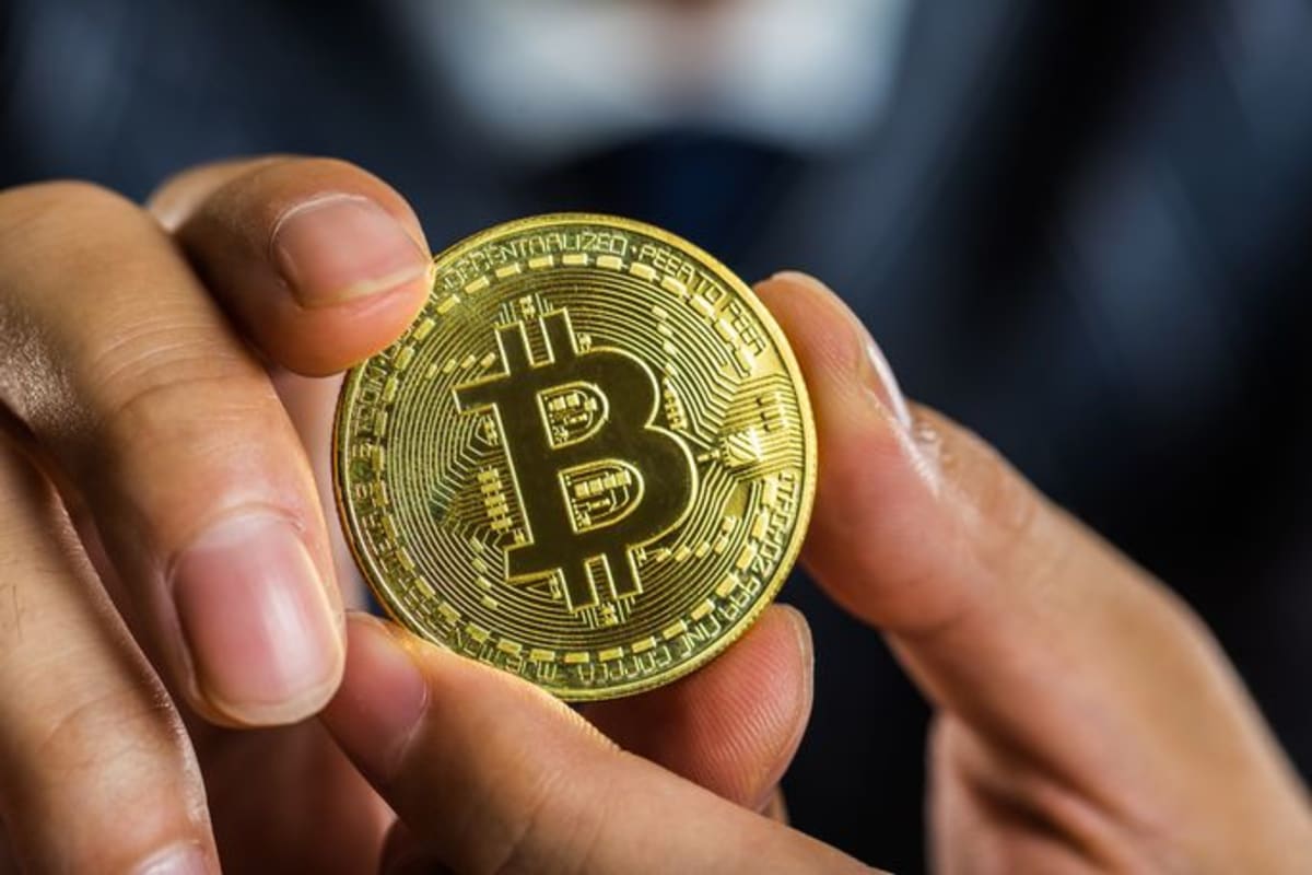 仮想通貨にジャンク債､種まく“投信の伝道師”の野望 – MONEY PLUS