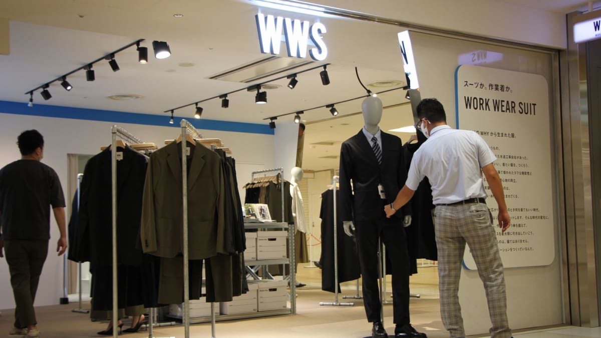 ワークマンに続け Ecで爆売れ スーツ作業着 コロナ禍であえて実店舗を作るワケ Money Plus ワークマンに続け Ecで爆売れ スーツ作業着 コロナ禍であえて実店舗を作るワケ Money Plus