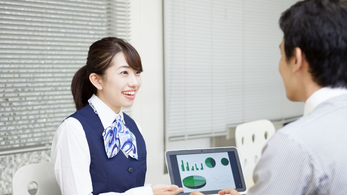 銀行員から勧められるとおりに投資をしてはいけない 銀行にとって 儲かる 金融商品とは Money Plus