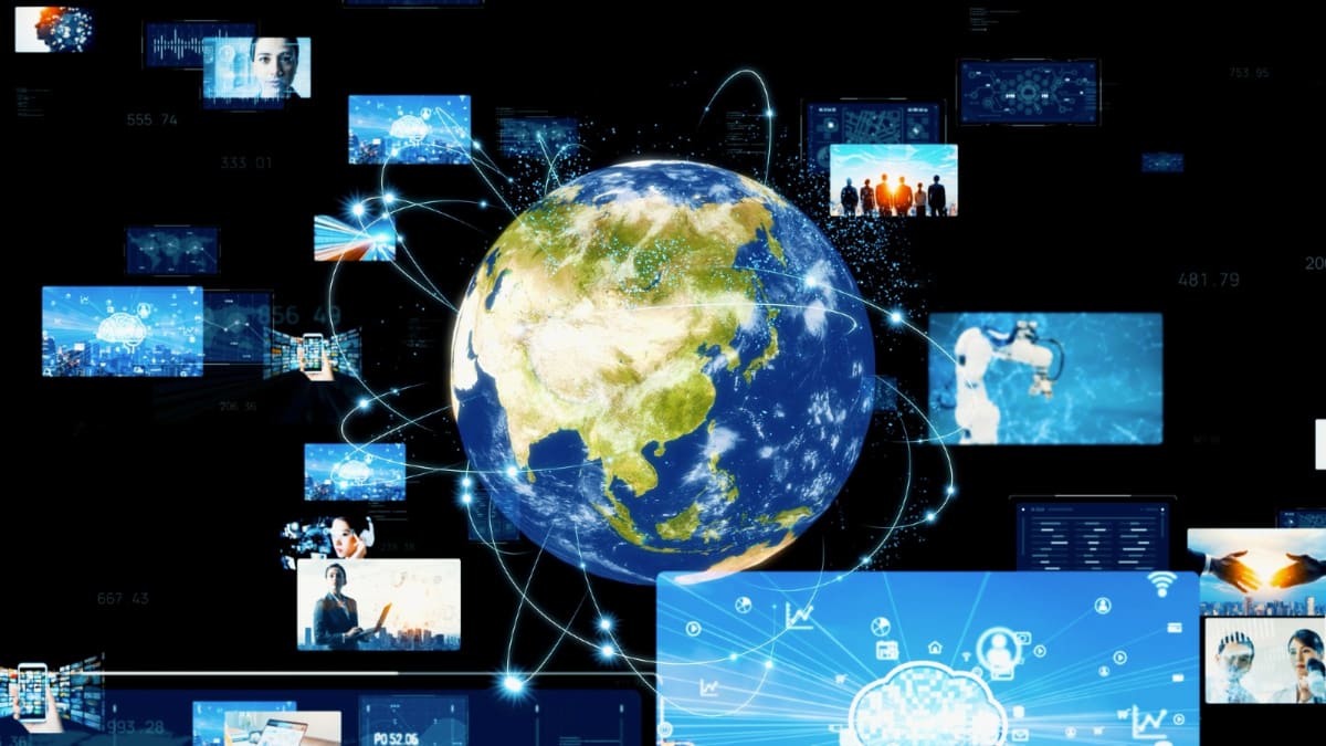 ビットコインによる寄付と制裁回避、ウクライナ情勢で暗号資産に注目集まる – MONEY PLUS