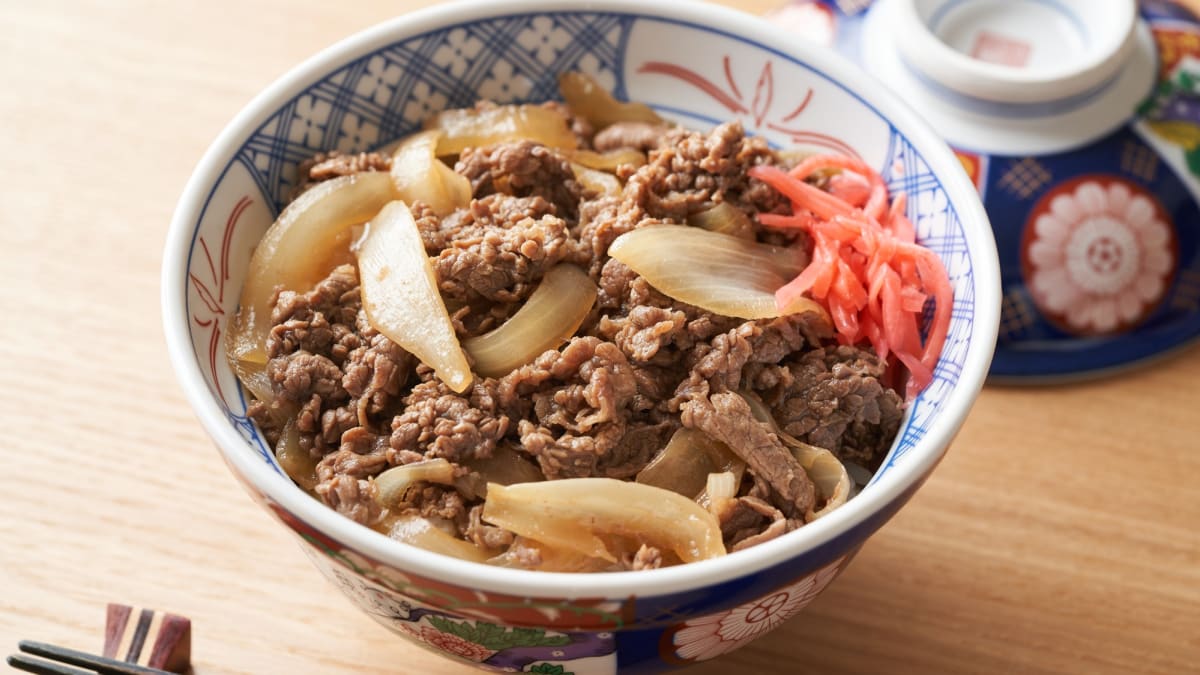 世界の外食企業ランキング、今後ハンバーガーに続く可能性が高いのは日本の牛丼？うどん？寿司？ – MONEY PLUS