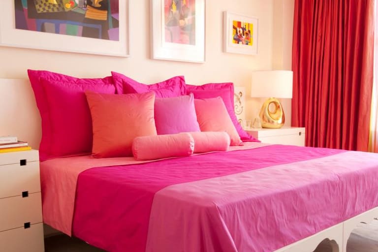 Hyderabad escorts room