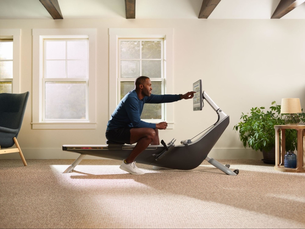 Looking for a Low-Impact HIIT Workout? Try a Rowing Machine