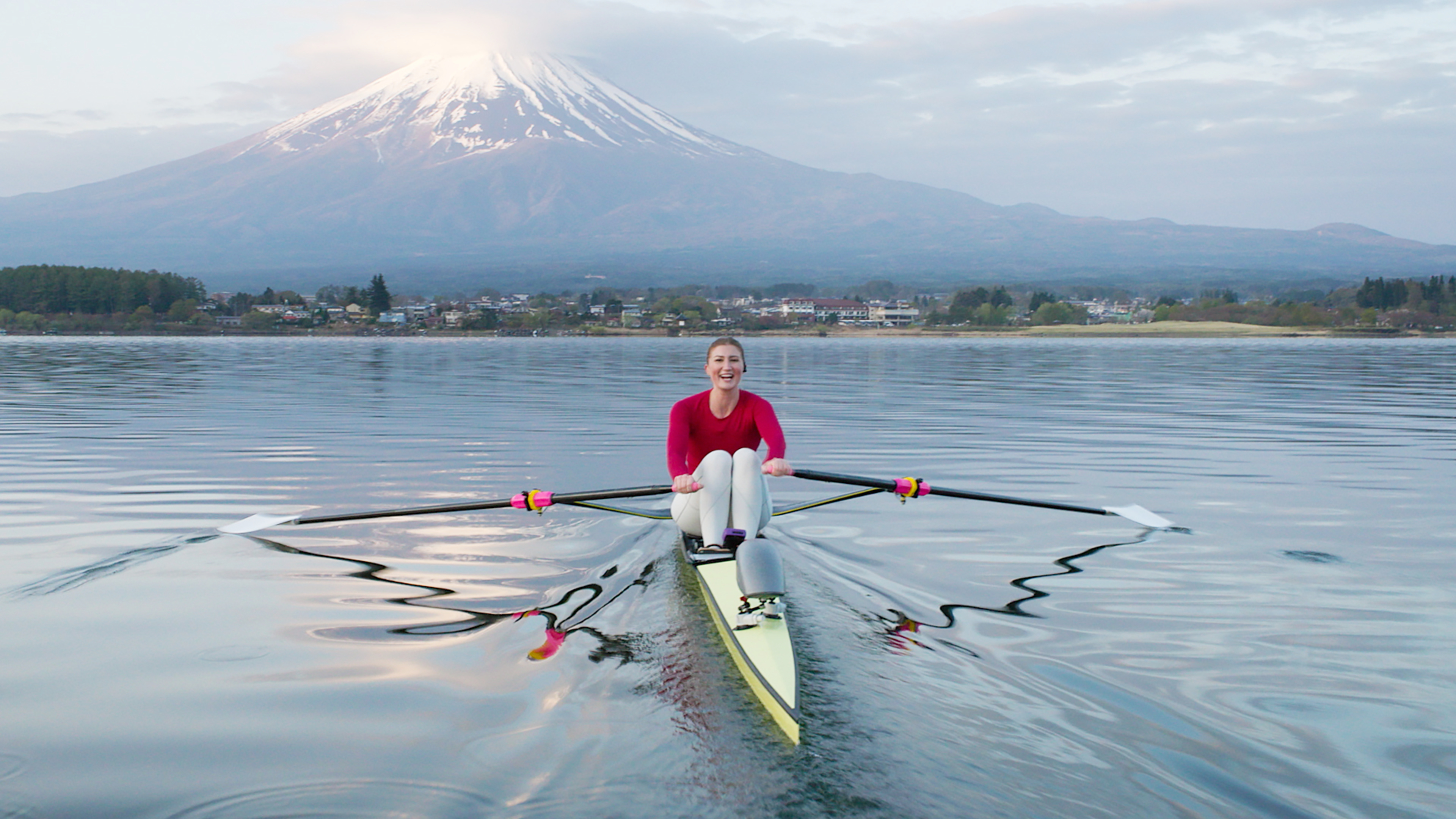 Hydrow Member Dani leads an on-water workout in Japan, highlighting what's included with a Hydrow membership.