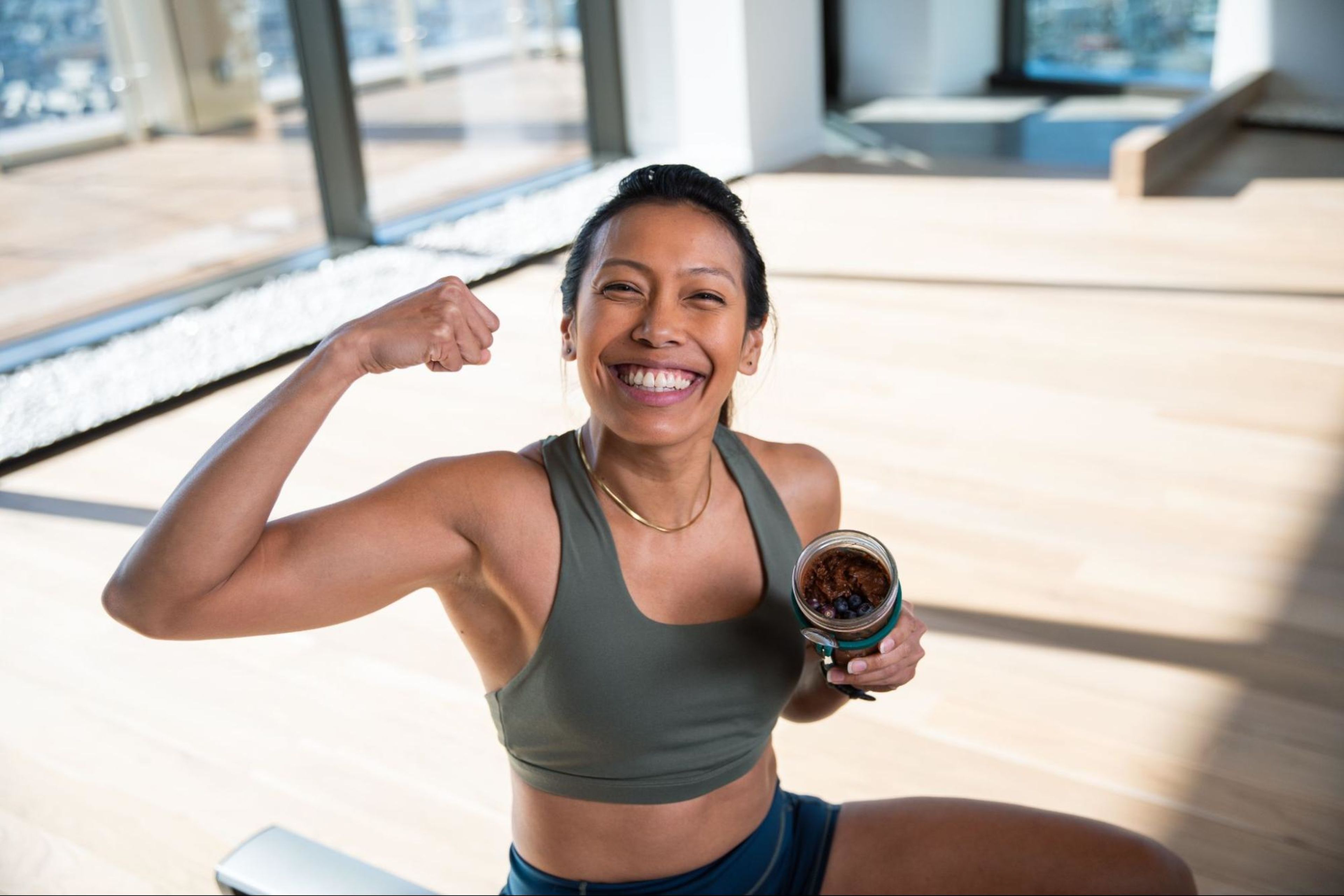 Hydow Athlete Aisyah promotes her new "Snack Rows" series on Hydrow.