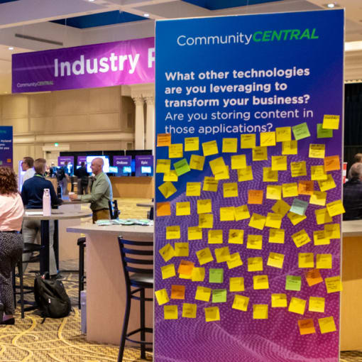 CommunityLIVE community post-it board.