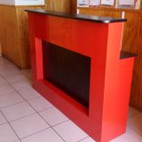 Mueble recepción rojo alto brillo