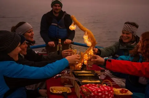 Raclette auf Rafting Boot