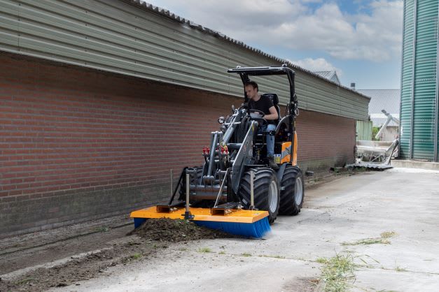 FEIEKOST MED PALLEGAFFEL-INNFESTING