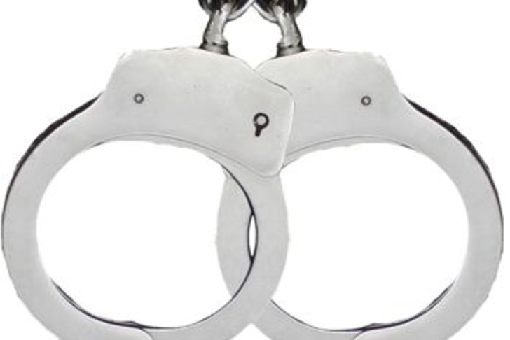 handcuffs.png