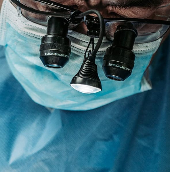 surgeon-4.jpg