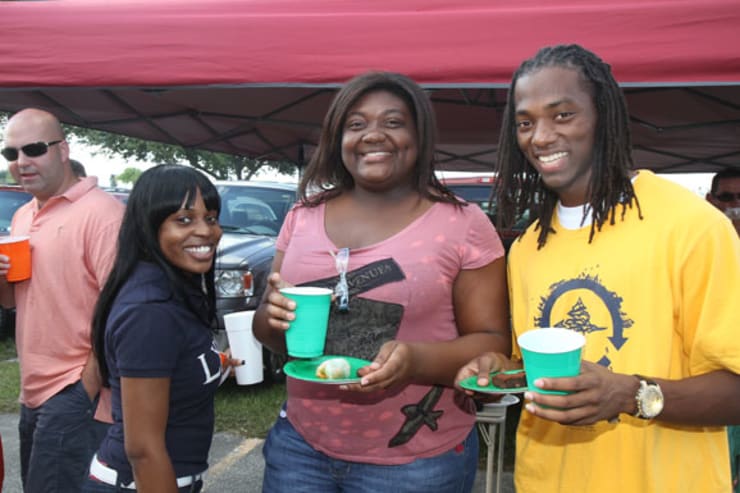 UM Tailgate 2011 – Image 27