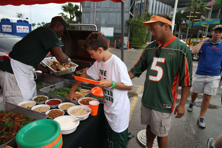 UM Tailgate 2013 – Image 33