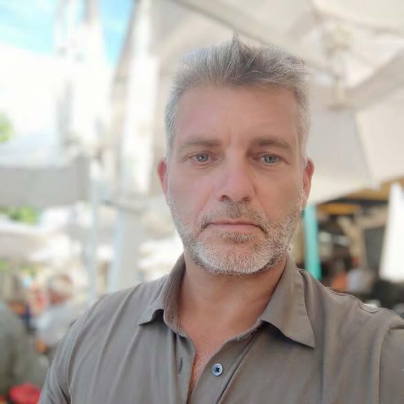 Christophe Chazel, CEO of Extensible, about the total rebranding of his agency made by Hyperzon